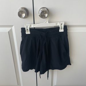 Abercrombie YPB motionTEK High Rise Lined Workout Short